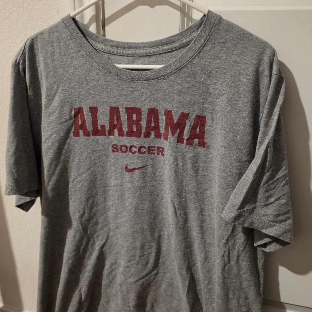 Nike Alabama Crimson Tide Soccer Gray Graphic T-Shirt Mens XL Short Sleeve